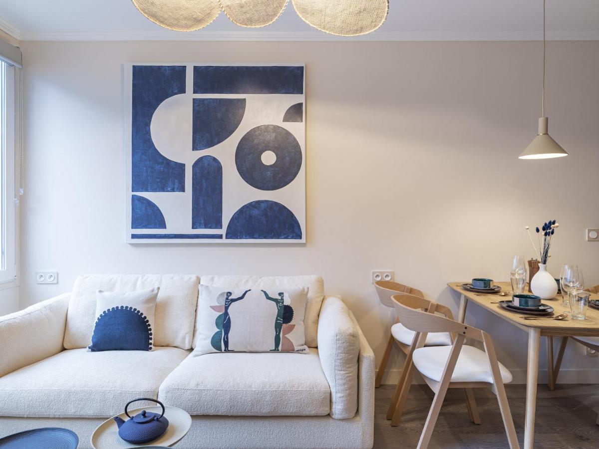 The Blue Suite On Champs Elysees Avenue Paryż Zewnętrze zdjęcie
