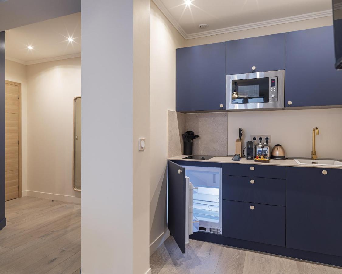 The Blue Suite On Champs Elysees Avenue Paryż Zewnętrze zdjęcie