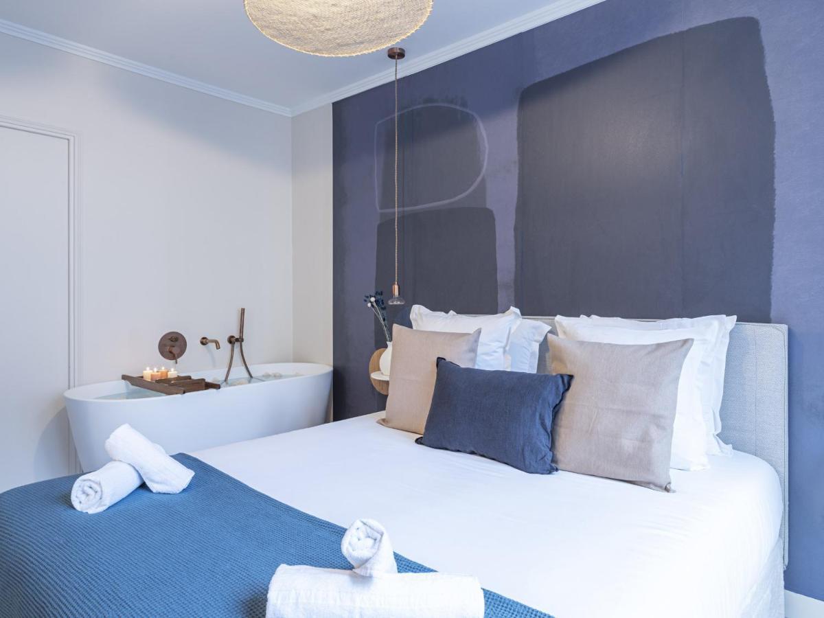 The Blue Suite On Champs Elysees Avenue Paryż Zewnętrze zdjęcie