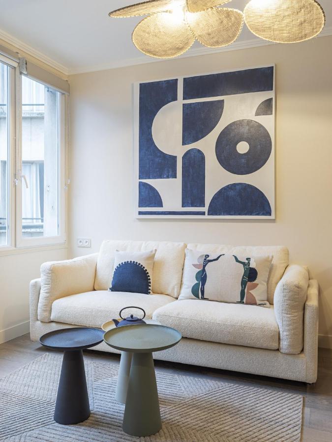 The Blue Suite On Champs Elysees Avenue Paryż Zewnętrze zdjęcie