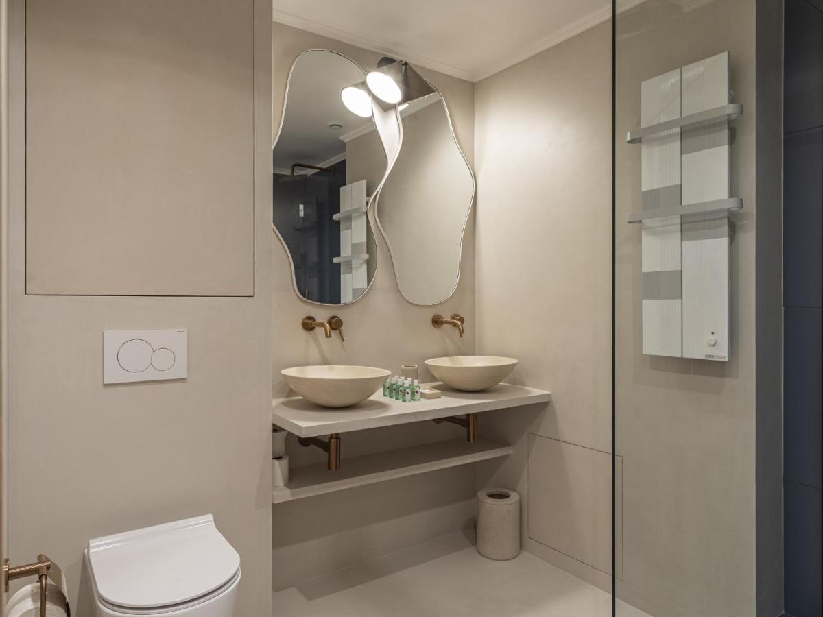 The Blue Suite On Champs Elysees Avenue Paryż Zewnętrze zdjęcie