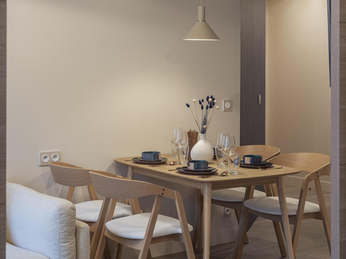 The Blue Suite On Champs Elysees Avenue Paryż Zewnętrze zdjęcie